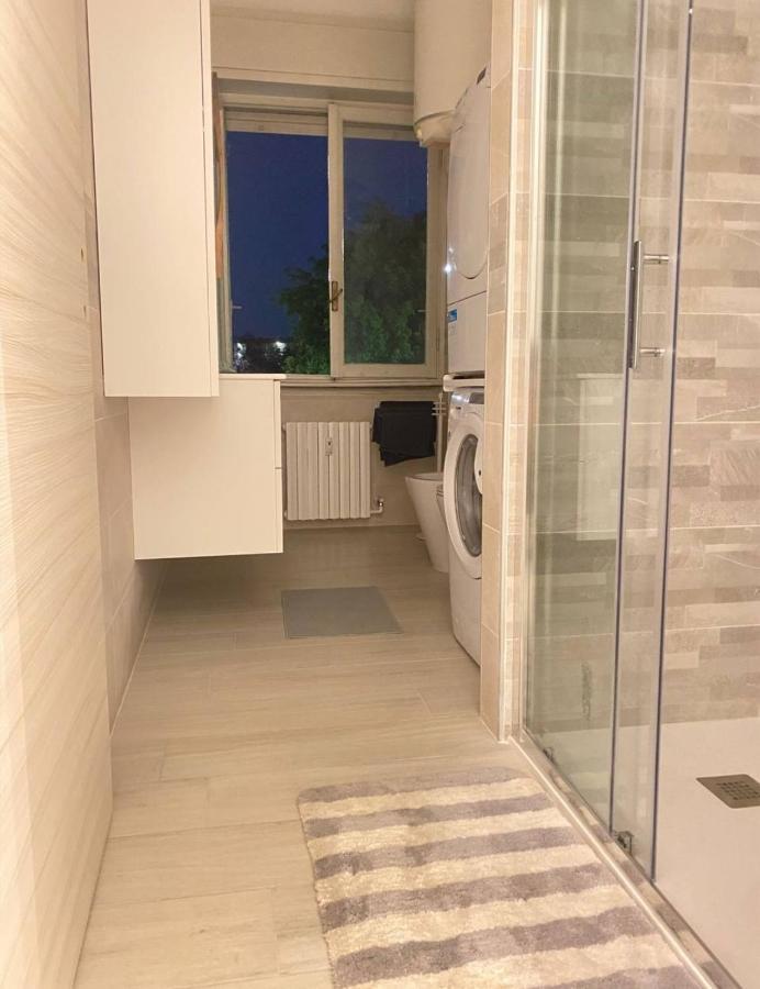 Shining House In Appartement